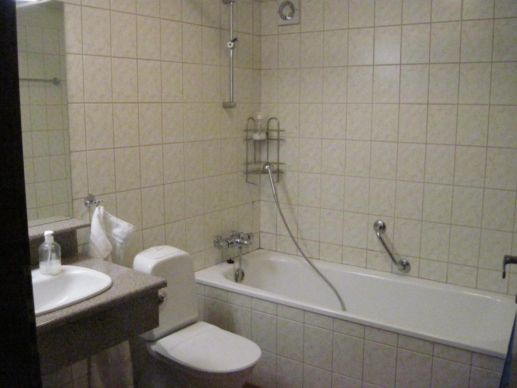 Hotel Capitano Neskaupstadur Bagian luar foto