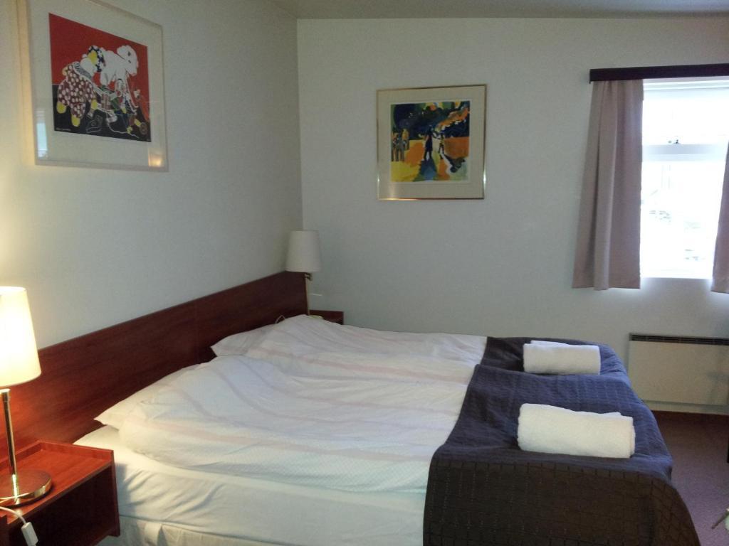 Hotel Capitano Neskaupstadur Bagian luar foto