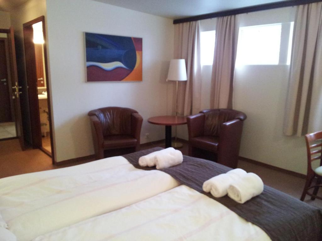 Hotel Capitano Neskaupstadur Bagian luar foto