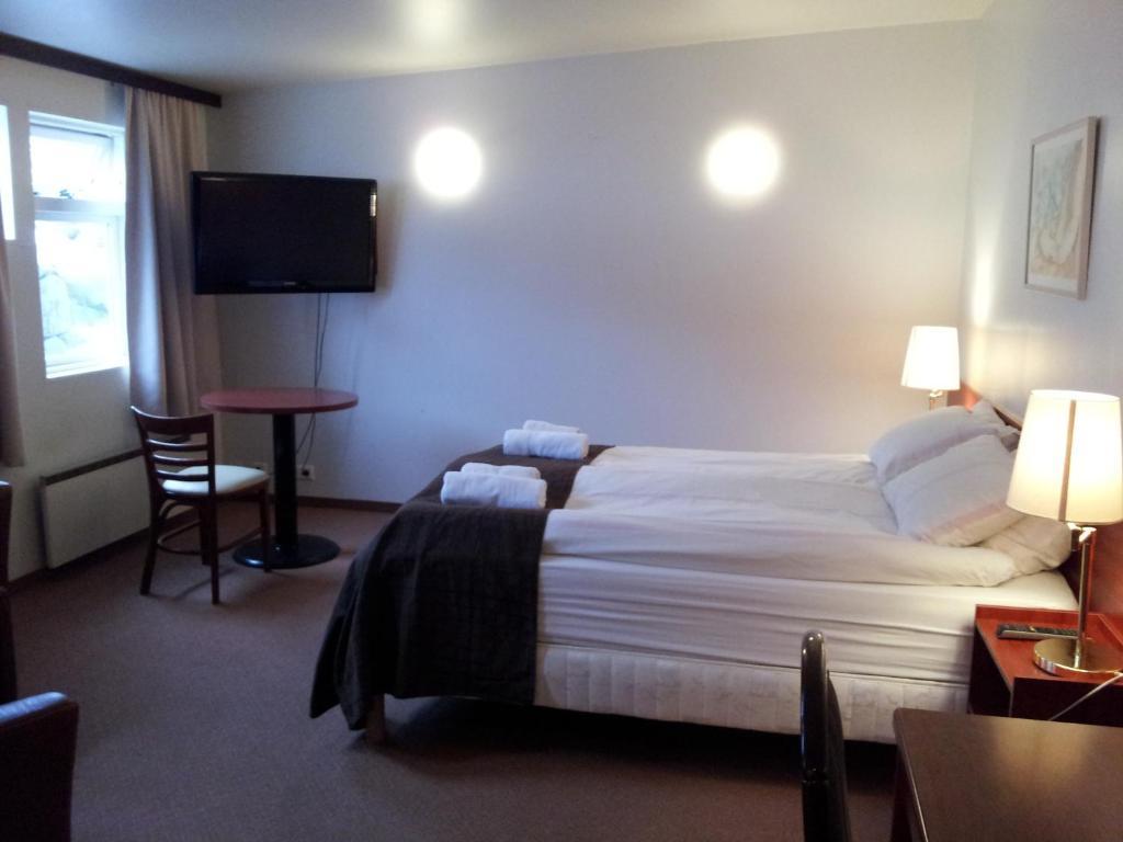 Hotel Capitano Neskaupstadur Bagian luar foto
